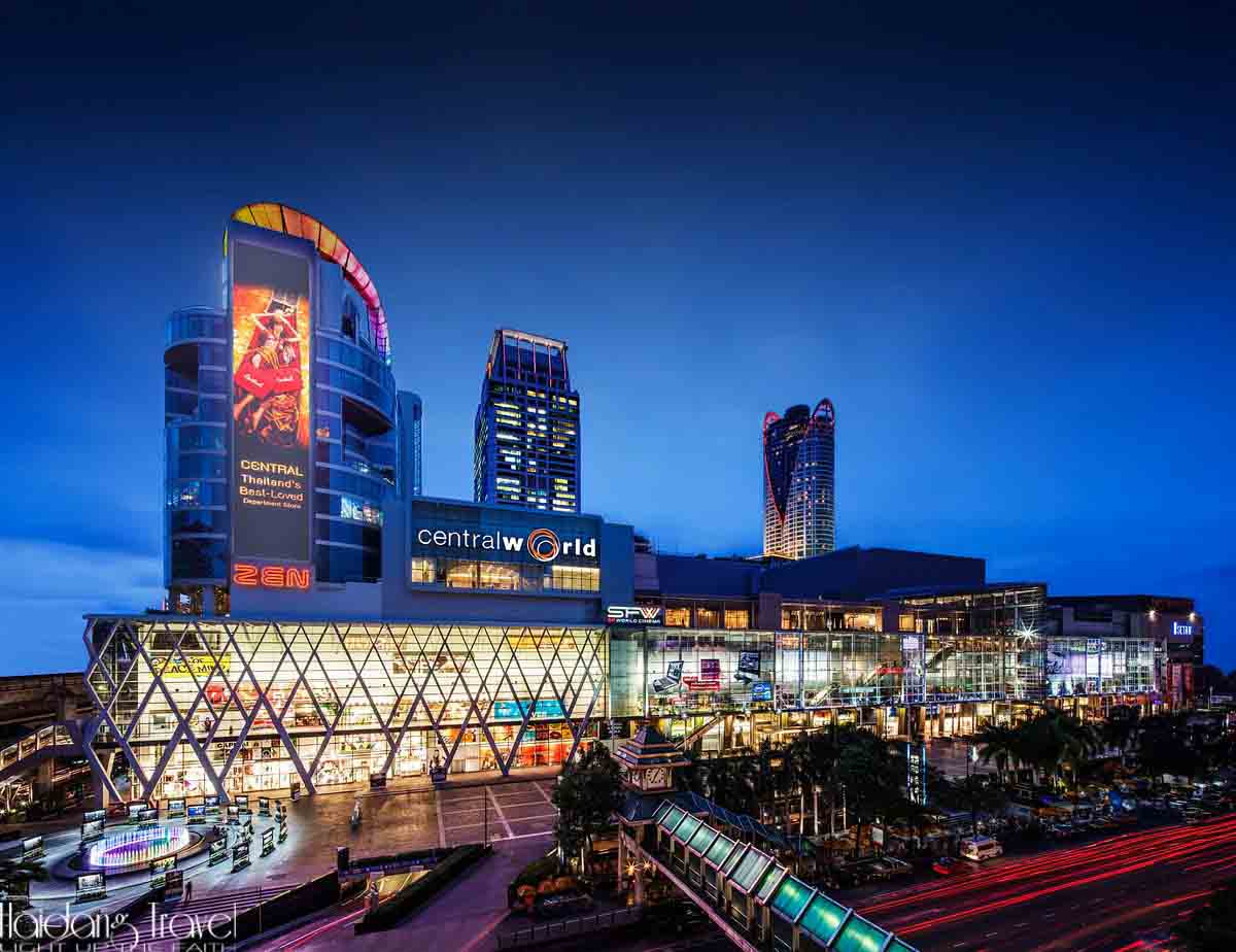 Trung tâm thương mại Central World được nhiều du khách đi tour du lịch Thai Lan yêu thích