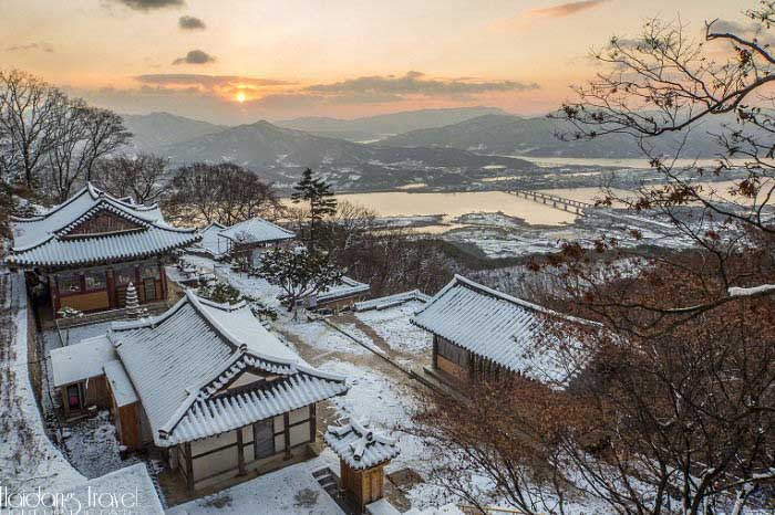 Đi tour du lịch Hàn Quốc vào mùa đông ngắm tuyết rơi