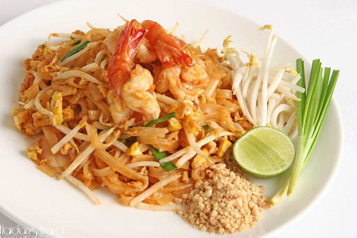 Pad Thái, món ăn nổi tiếng trong tour du lịch Thái Lan