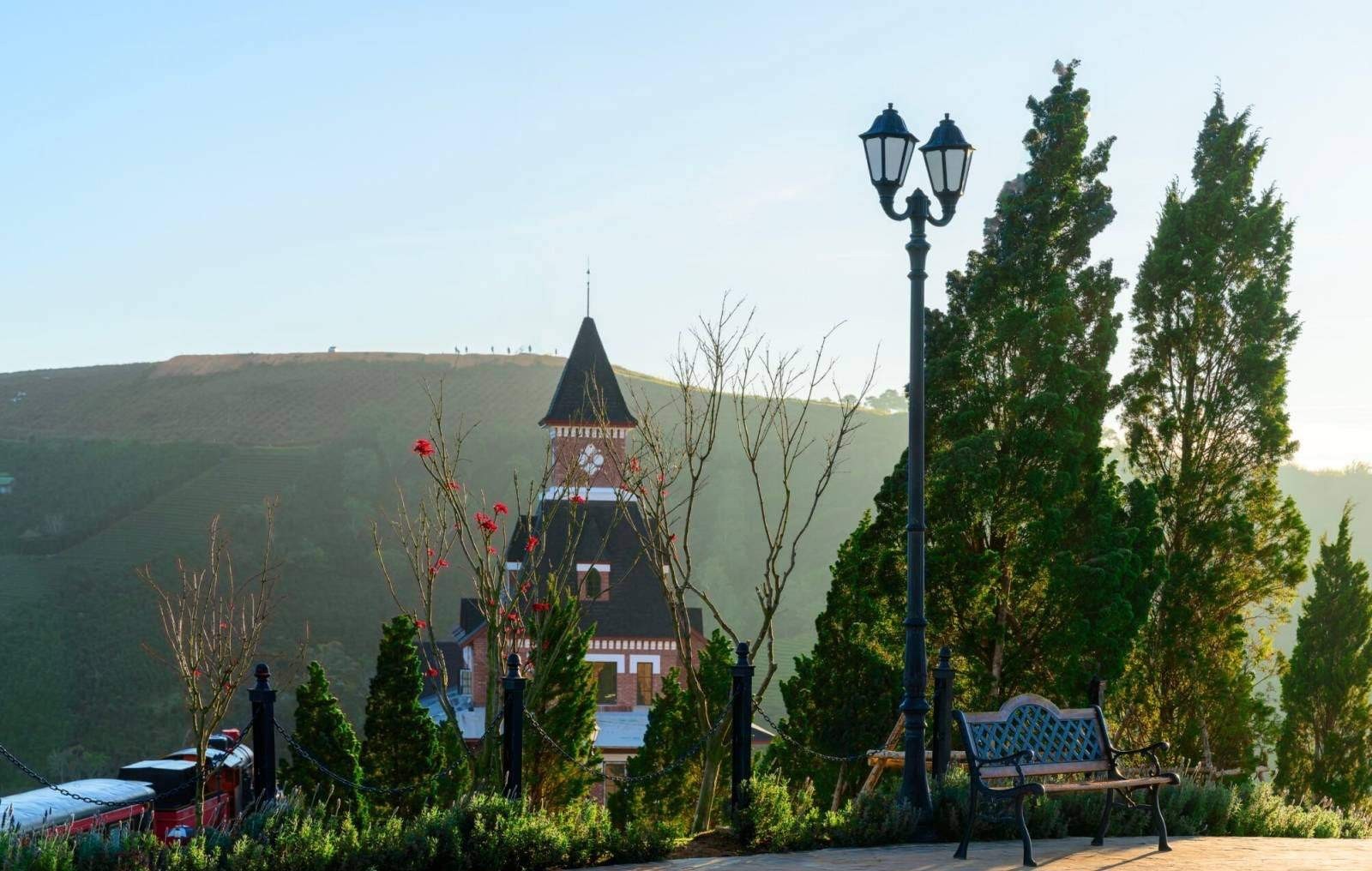 tour-da-lat-vuon-chau-au-3n3d(1)