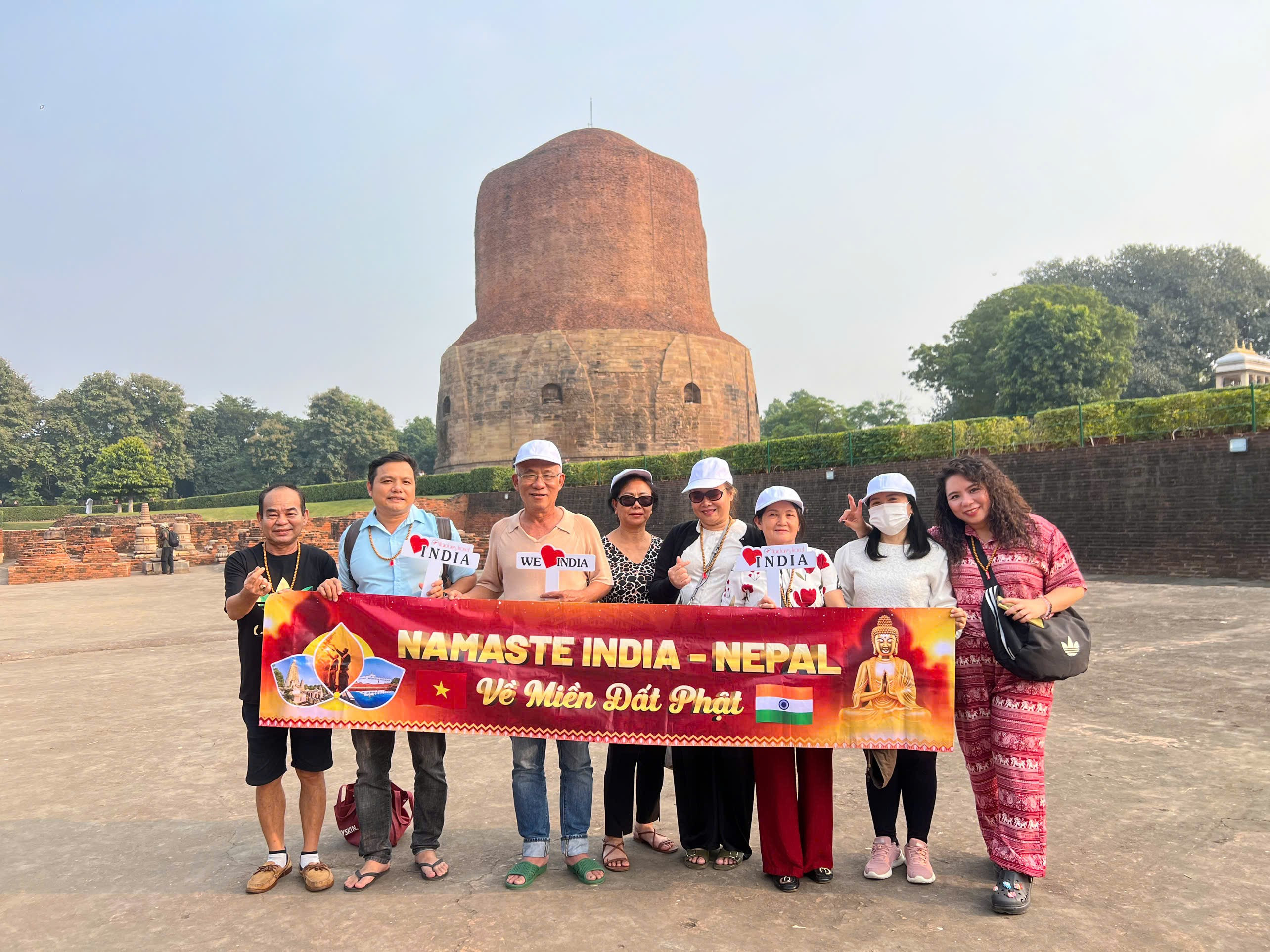 Đoàn khách Hải Đăng Travel ngày 20/11