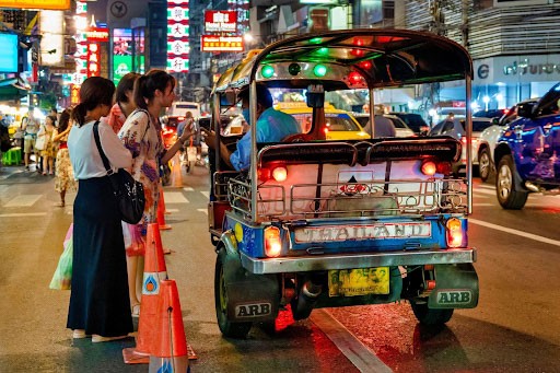 đi du lịch Thái Lan cần chuẩn bị gì, tránh các mẹo lừa đảo