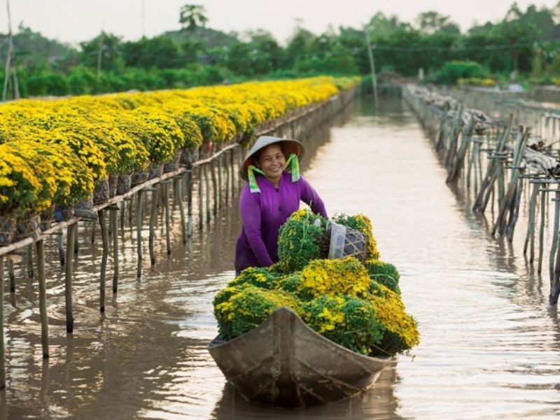 Chợ Tết trên sông