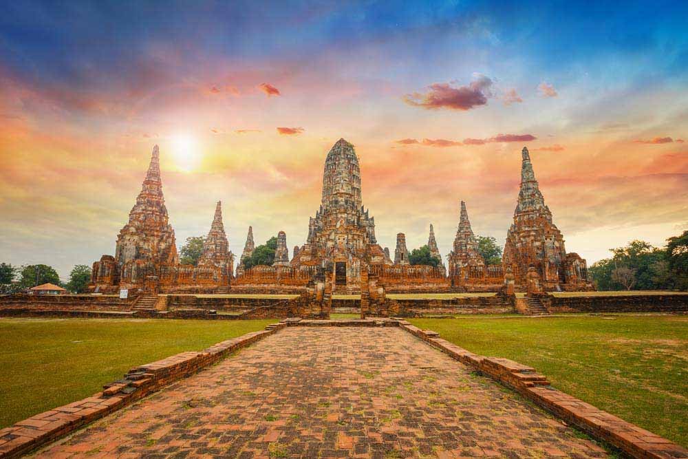 Cố đô Ayutthaya - một trong các điểm du lịch ở Bangkok Thái Lan dành cho người yêu thích khám phá lịch sử.