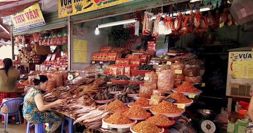 Mua thực phẩm khô ở Hạ Long