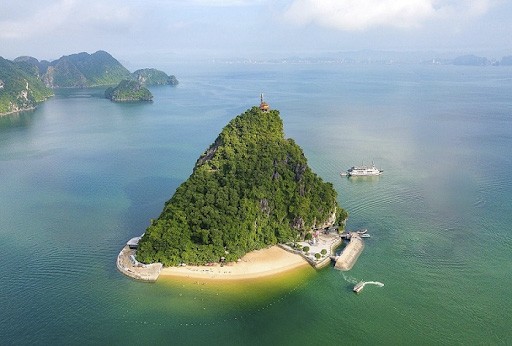 Đảo Ti Tốp vịnh Hạ Long
