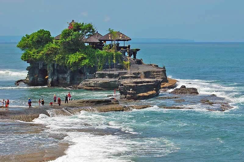 Đền Tanah Lot - địa điểm bạn không thể bỏ lỡ theo kinh nghiệm du lịch Bali