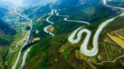 top 10 các điểm du lịch Hà Giang - đèo Mã Pí Lèng