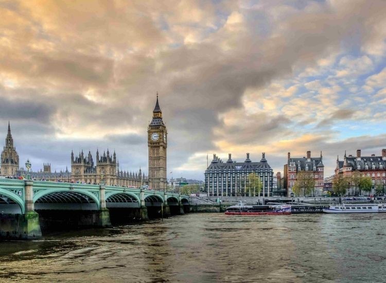 Mẹo tăng tỷ lệ đậu khi làm dịch vụ làm visa Anh