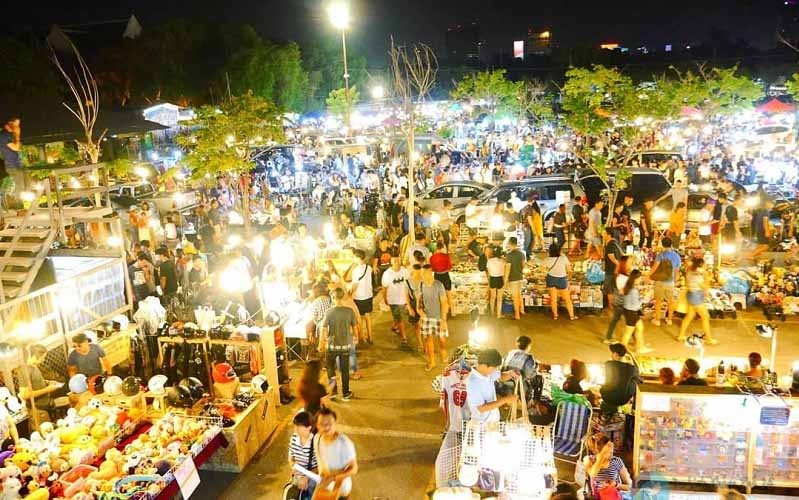 Chợ đêm Đà Nẵng 