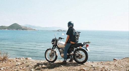 Di chuyển từ Đà Nẵng đến Huế bằng xe máy
