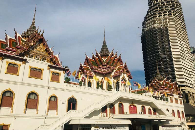 Khám phá kiến trúc nghệ thuật của Chùa thuyền Wat Yannawa