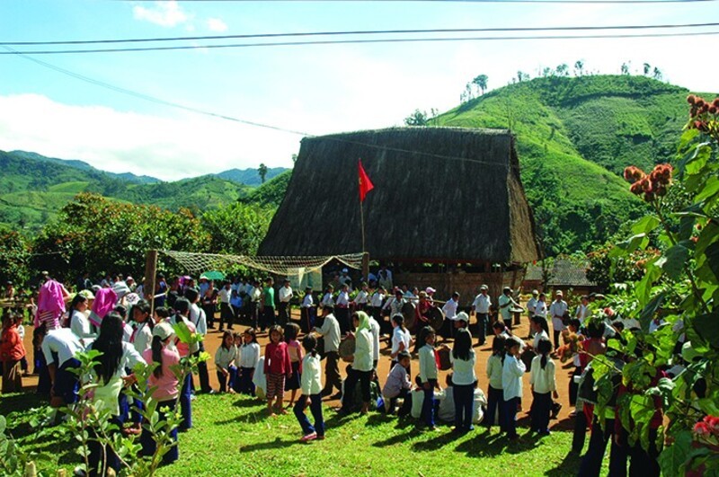 Làng văn hóa người Xê Đăng