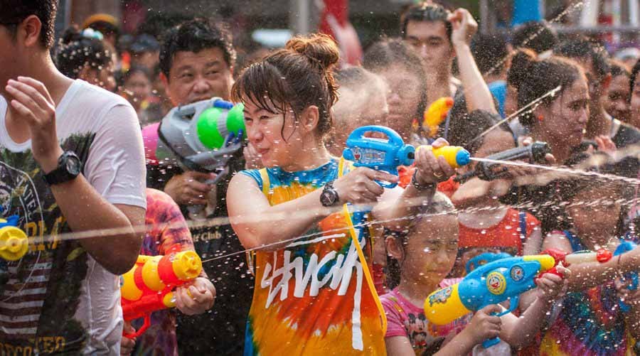 Lễ hội té nước tại Pattaya