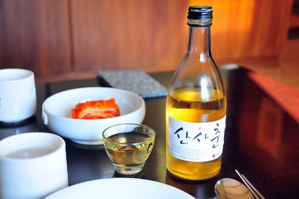 Rượu táo Sansachun - rượu Hàn Quốc có mùi thơm ngon sảng khoái