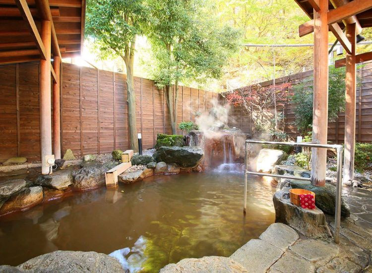 Tắm Onsen Nhật Bản 2