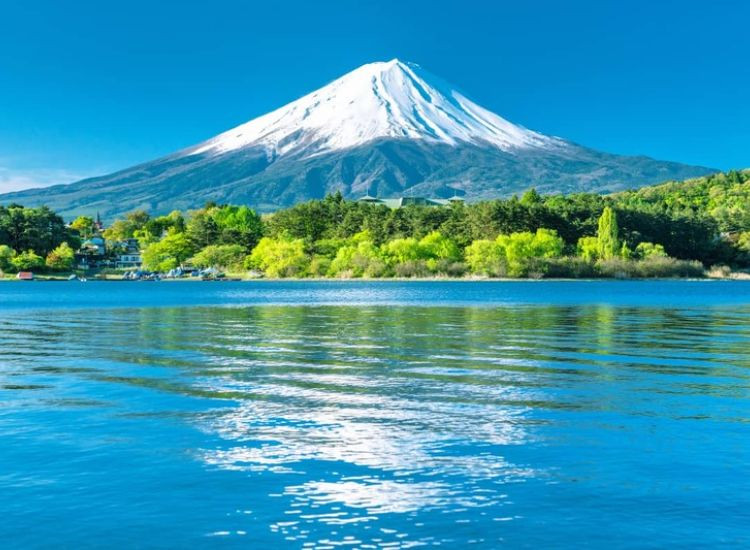 tàu cao tốc Nhật Bản 3