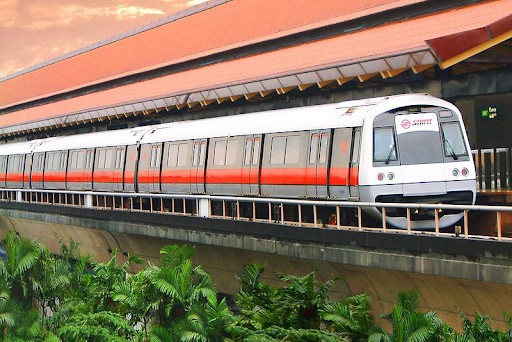 du lịch Singapore - Malaysa bằng tàu điện ngầm MRT