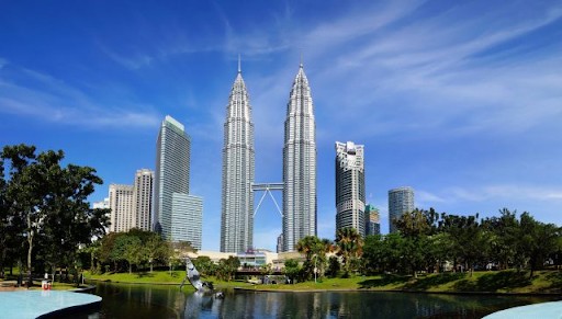 các điểm du lịch Malaysia- tháp đôi Petronas