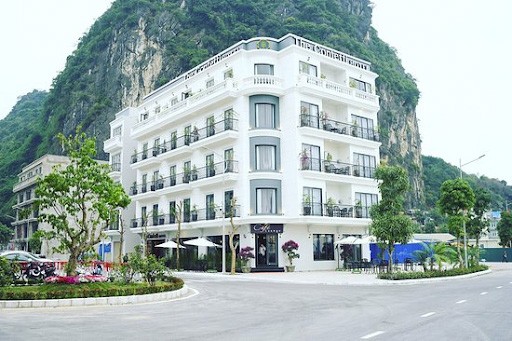 The Confetti Hotel Hạ Long