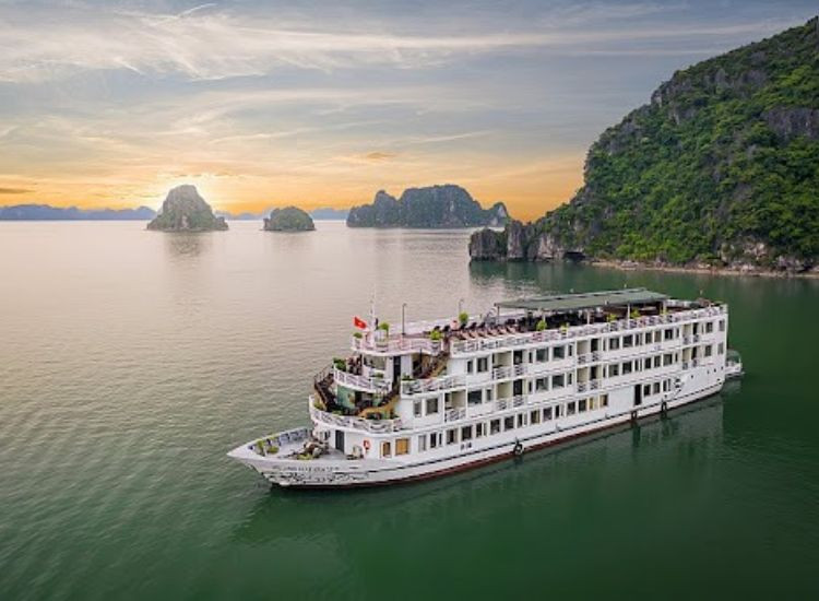 Ưu điểm nổi bật khi đặt tour du thuyền Nha Trang trọn gói tour du thuyền Nha Trang trọn gói 2