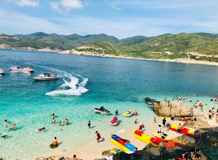 tour Sài Gòn Vĩnh Hy giá rẻ 1