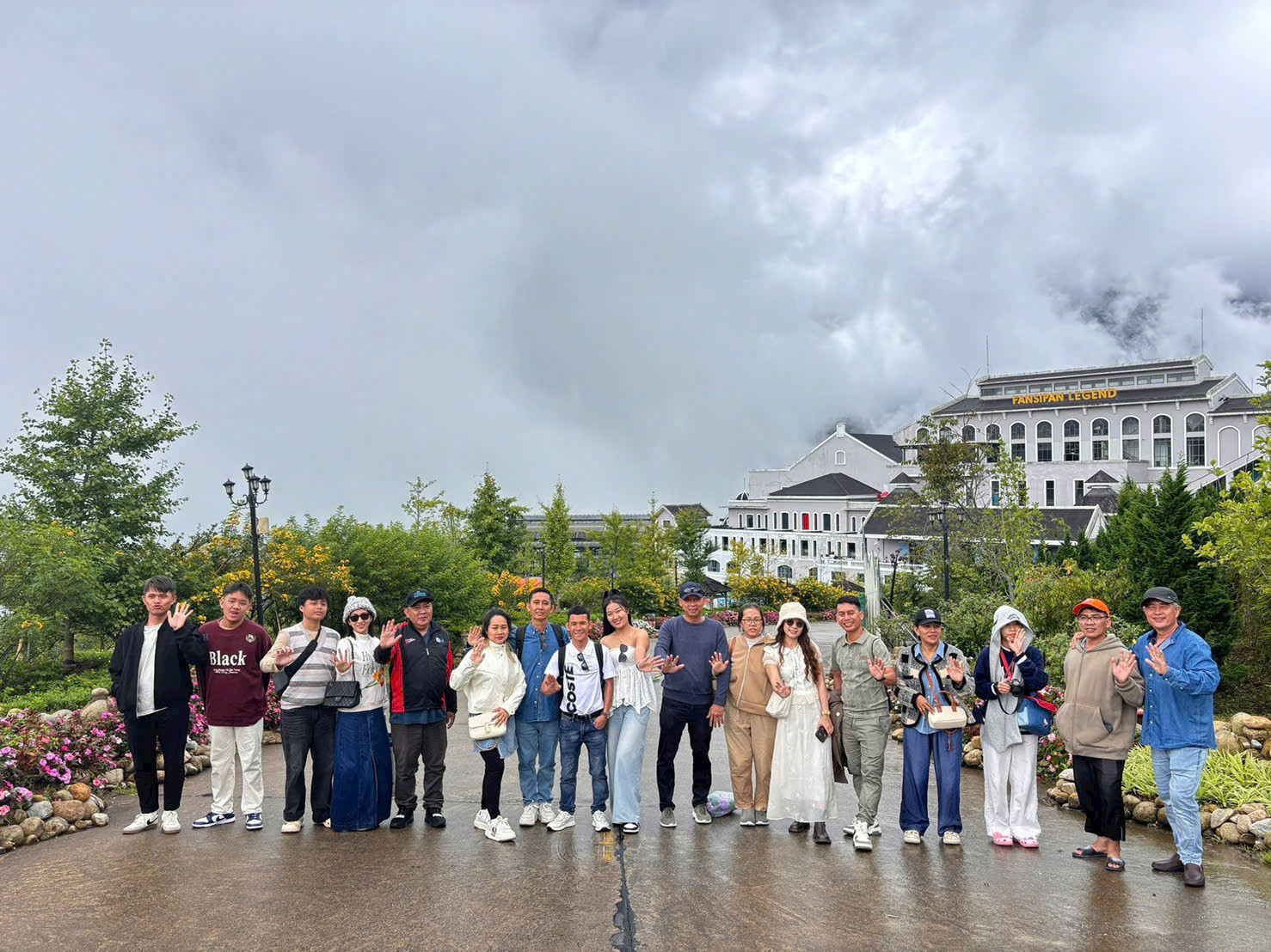 lich-khoi-hanh-tour-bay-thang-12(3)