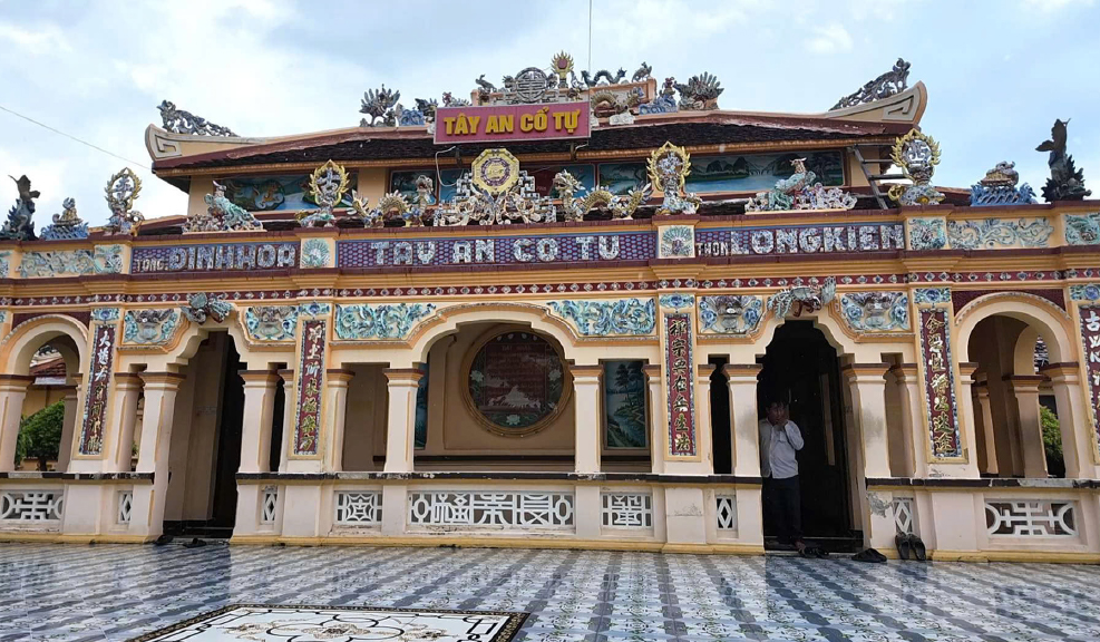 [TOUR DU LỊCH TẾT 2026] HÀNH HƯƠNG CHÂU ĐỐC - MIẾU BÀ CHÚA XỨ - NÚI CẤM 1N1D