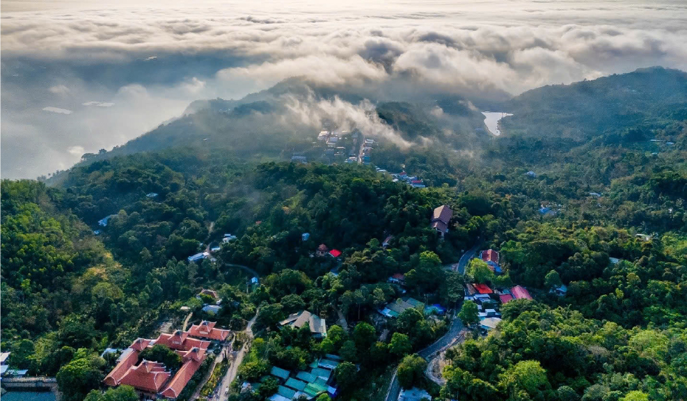 [TOUR DU LỊCH TẾT 2026] HÀNH HƯƠNG CHÂU ĐỐC - MIẾU BÀ CHÚA XỨ - NÚI CẤM 1N1D