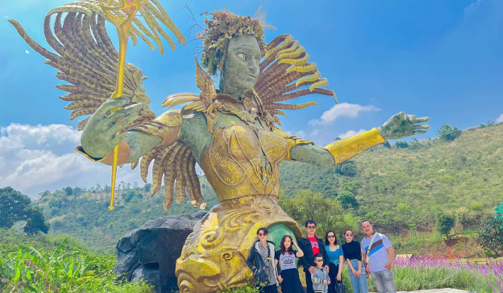 [TOUR DU LỊCH TẾT 2026] LIMOUSINE ĐÀ LẠT - HOÀNG LONG OHAYA - MONGO LAND - THÁC VOI 3N3D