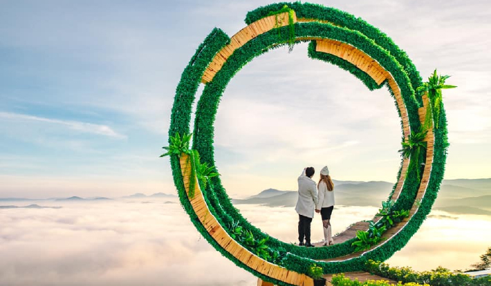 [TOUR DU LỊCH TẾT 2026] LIMOUSINE ĐÀ LẠT - SĂN MÂY - LANGBIANG LAND - QUE GARDEN - GÀ ĐẬP LU