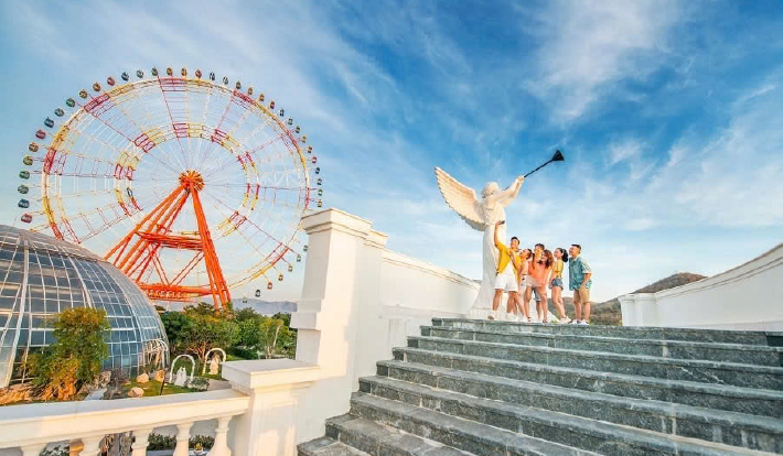 [TOUR DU LỊCH TẾT 2026] LIMOUSINE NHA TRANG - VỊNH SAN HÔ - SÂN BỌT TUYẾT - BUFFET HẢI SẢN 3N2Đ