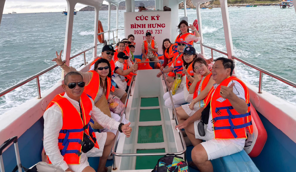 [TOUR DU LỊCH TẾT 2026] LIMOUSINE VỊNH VĨNH HY - CAM RANH - BỮA TỐI HẢI SẢN - RESORT 5 SAO 2N2D