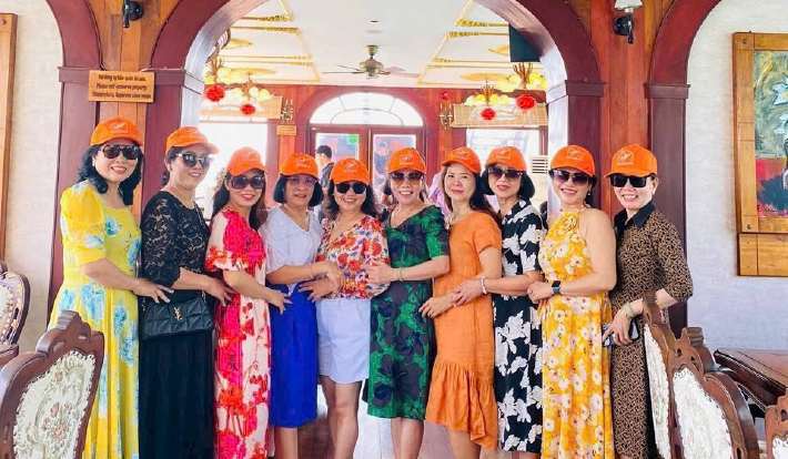 [TOUR DU LỊCH TẾT 2026] NHA TRANG - DU THUYỀN ĐẾ VƯƠNG - HÒN SỎI - BUFFET HẢI SẢN 100 MÓN 3N3Đ