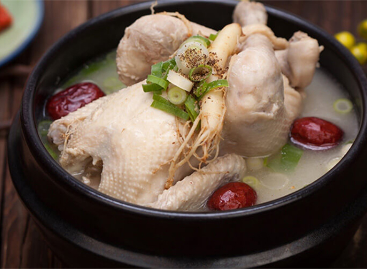 Gà hầm sâm ẩm thực Hàn Quốc-2