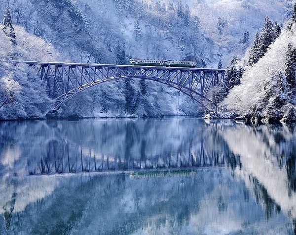 Tadami, Aizu, Fukushima Đây là một ngôi làng nằm ở vùng núi có rất nhiều góc cho du khách ngắm Tadami, Aizu, Fukushima Đây là một ngôi làng nằm ở vùng núi có rất nhiều góc cho du khách ngắm
