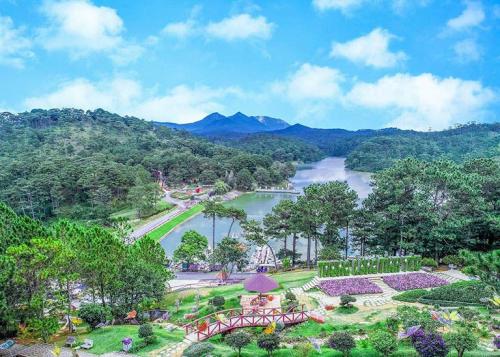 Thung lũng Tình Yêu Đà Lạt: Điểm hẹn của các cặp đôi