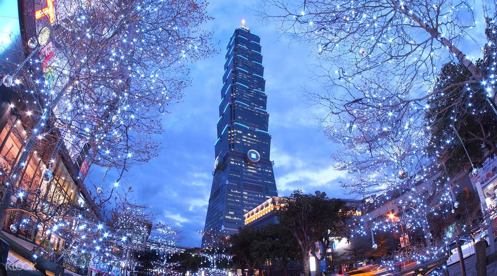 Tòa nhà Tapei 101 là phức hợp độc đáo về kiến trúc, thẩm mỹ, ứng dụng và kinh tế.