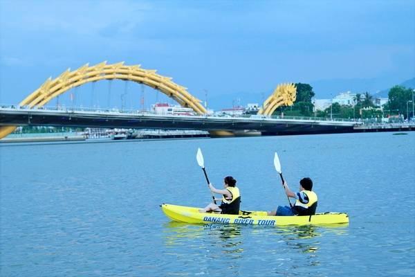 Du lịch Đà Nẵng khám phá nhiều trò chơi thể thao thú vị tại sông Hàn