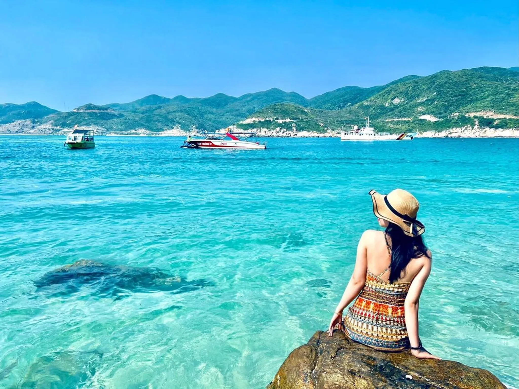 Tour Bình Hưng Cam Ranh Resort 5 Sao 2 Ngày 2 Đêm 