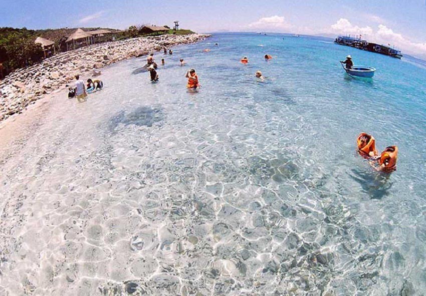 thuê du thuyền Nha Trang để vui chơi và khám phá