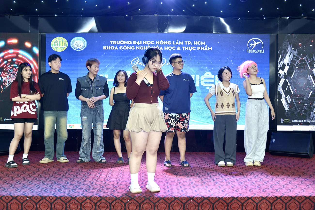 Gala Dinner dành cho sinh viên năm cuối tại thành phố Đà Lạt.