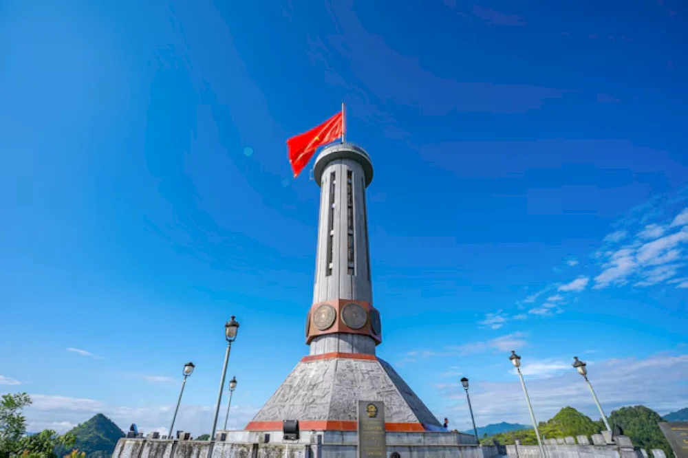 lũng cú 1
