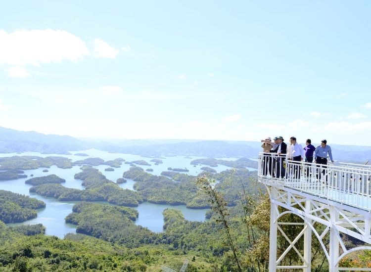 Review Tour Tà Đùng Thực Tế Từ Khách Hàng Chân Thực Nhất 2
