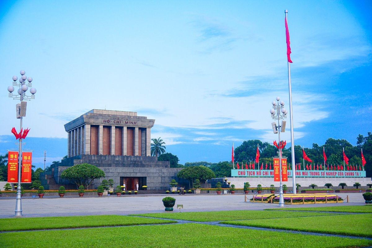 Kinh nghiệm du lịch lễ 2/9/2026: Cẩm nang chọn tour, điểm đến và chi phí