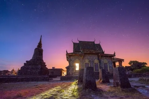 Chùa Năm Thuyền trên cao nguyên Bokor