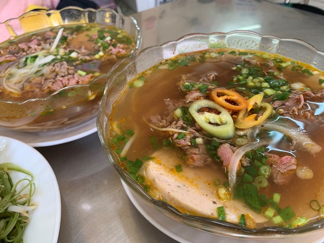 Bún bò Huế chú Há (Hạnh) nằm ở số 300 Võ Văn Tần, phường 5, quận 3 (TP.HCM). Ảnh: Lưu Trân Bún bò Huế chú Há (Hạnh) nằm ở số 300 Võ Văn Tần, phường 5, quận 3 (TP.HCM). Ảnh: Lưu Trân