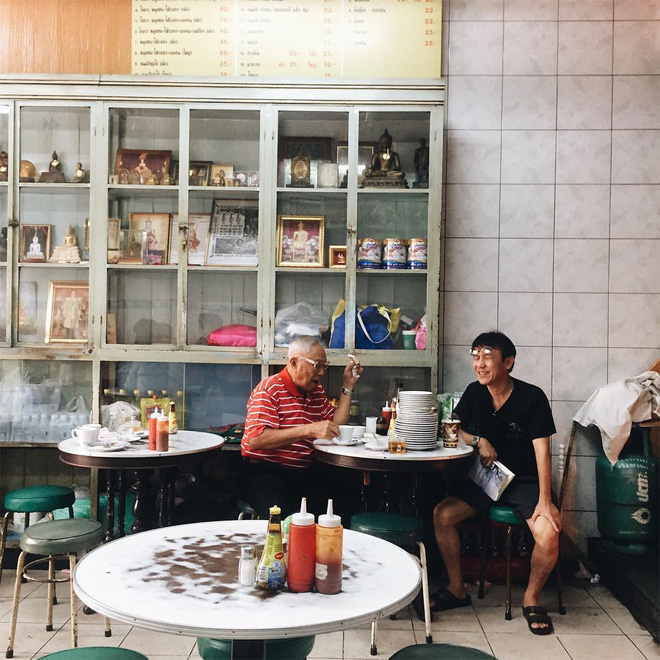 3-quan-an-rat-chat-luong-chi-can-dat-tui-khoang-50-ngan-la-co-bua-ngon-o-bangkok-ivivu-3