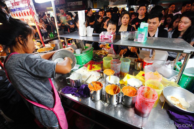 3-quan-an-rat-chat-luong-chi-can-dat-tui-khoang-50-ngan-la-co-bua-ngon-o-bangkok-ivivu-10