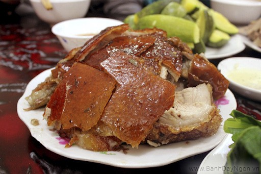 Lợn cắp nách Sapa